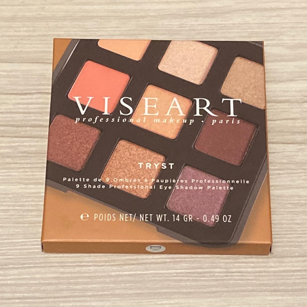 🎉HP!🎉 NIB Viseart Paris Tryst Eyeshadow Palette - Picture 2 of 10